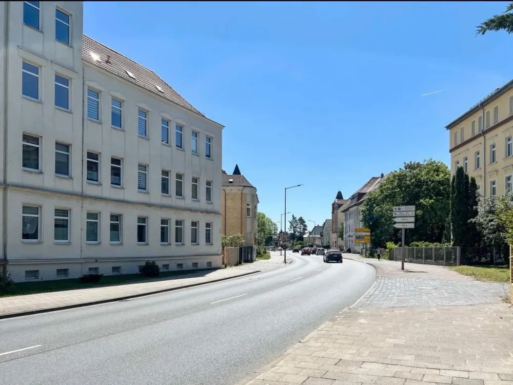 Schöne helle 2 Raumwohnung,EBK, Balkon, von privat