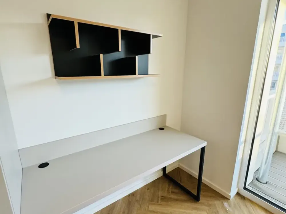 Modernes voll möbliertes Aprtment mit Balkon!