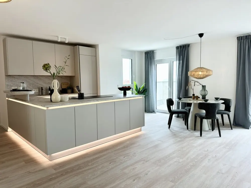 Viel Platz für Familie, Homeoffice und Alltag.
