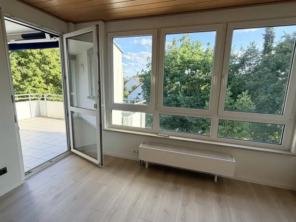 Erstvermietung nach Eigennutzung - Moderne 2-Zimmer-Wohnung mit großem Balkon in Top-Lage Nürnberg