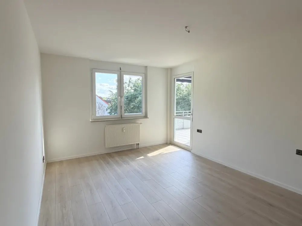 Erstvermietung nach Eigennutzung - Moderne 2-Zimmer-Wohnung mit großem Balkon in Top-Lage Nürnberg