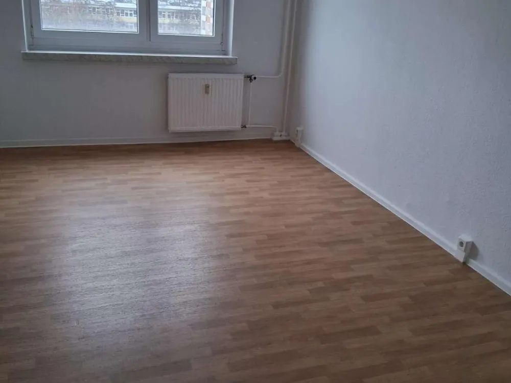 Gamigstraße 22 - bright 3-room apartment with kitchen and bathroom on the 7th floor - WBS - for rent