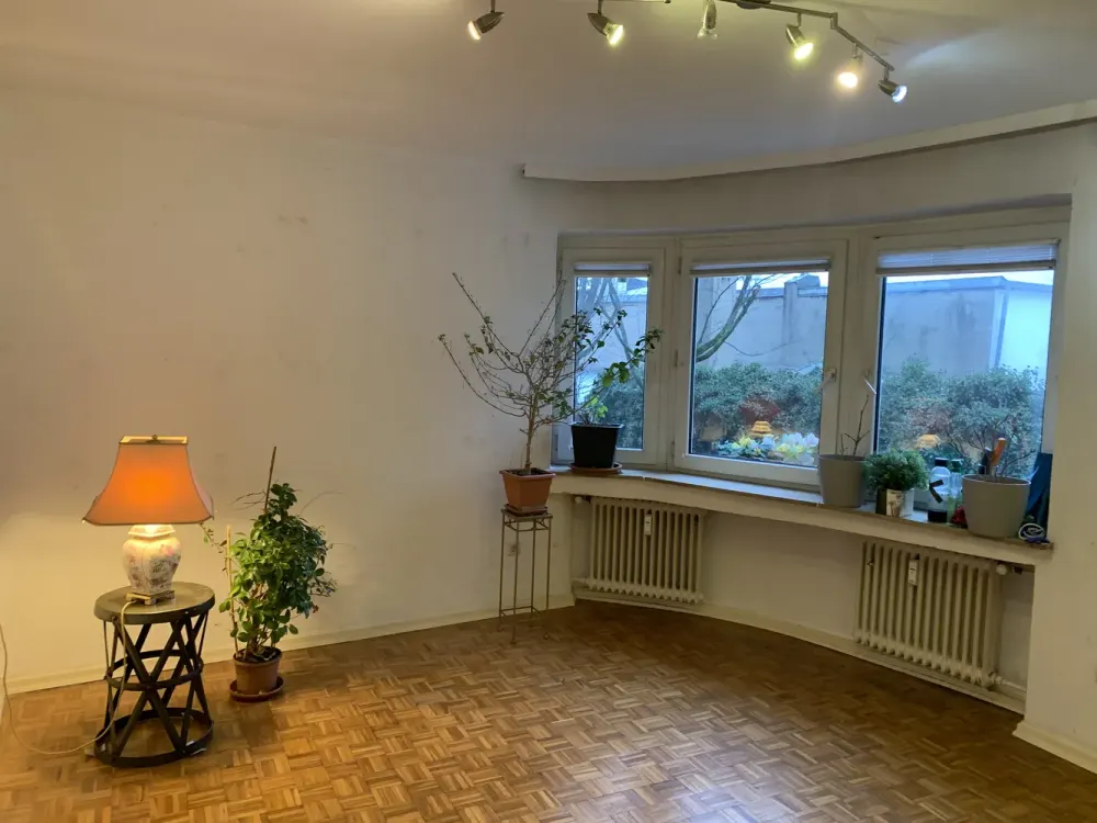 Zentrumsnah und ruhig, süßes Apartment im 2. OG, Parkett