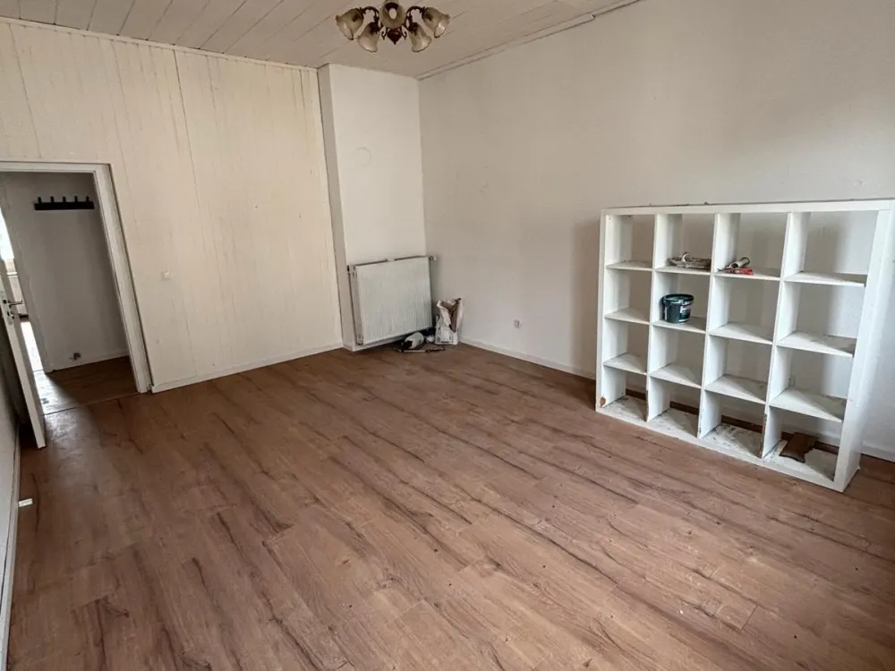 2-Zimmer-Wohnung 55 qm, 1.OG, zentral, Neunkirchen
