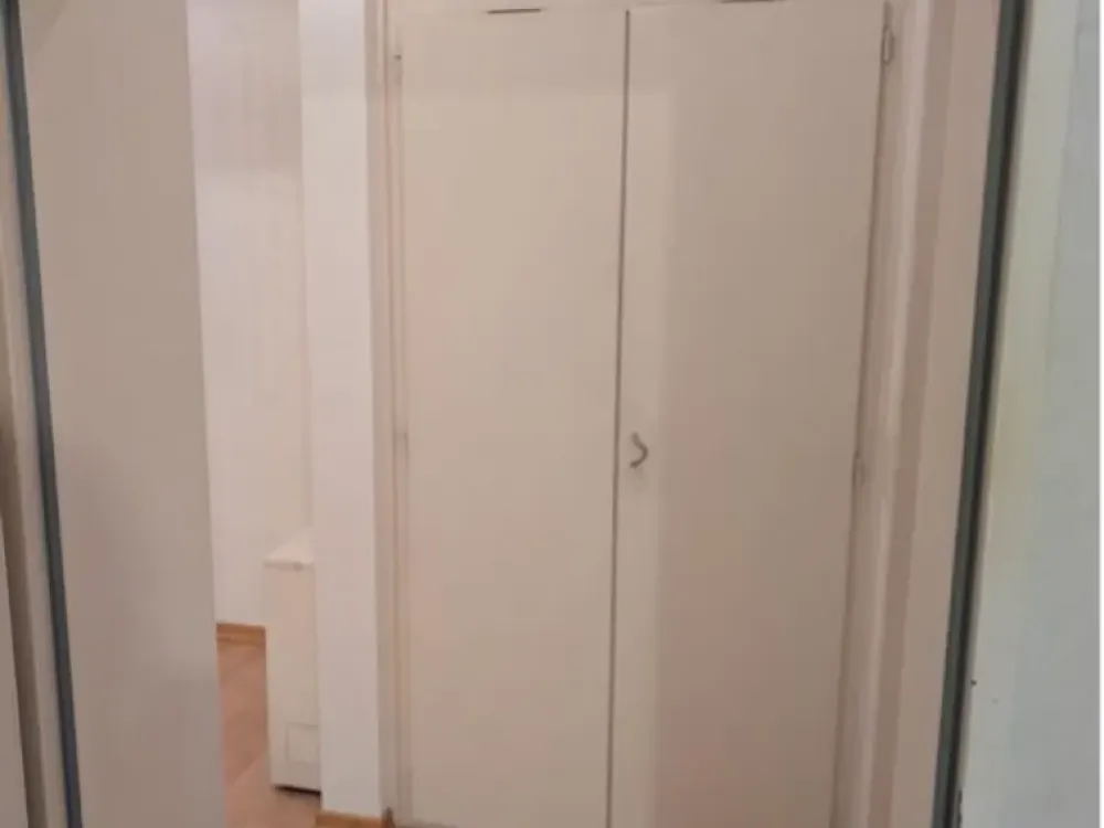 Ruhiges Wohnen in Köln-Hochkirchen / Rondorf: 64 qm Wohnung mit Parkett, Einbau-Küche, Loggia & Lift