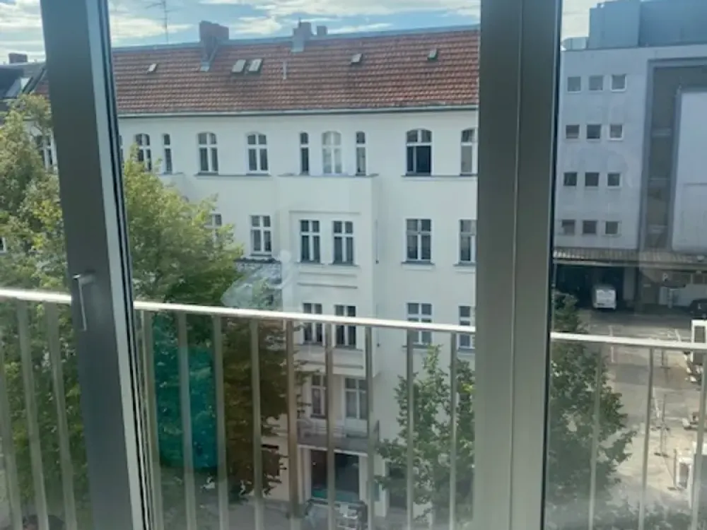 Stilvolles Wohnen in Charlottenburg: 2-Zimmer-Apartment mit Balkon