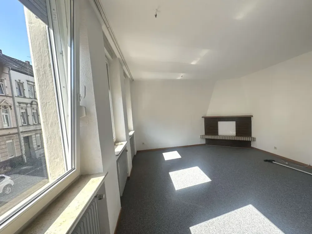 Renovierte zentral gelegene Wohnung 1. Obergeschoss