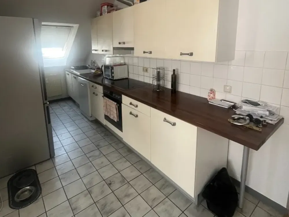 Gemütliche DG-Wohnung in Ostheim zu vermieten.