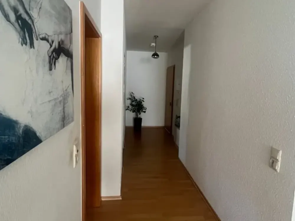 Gemütliche DG-Wohnung in Ostheim zu vermieten.