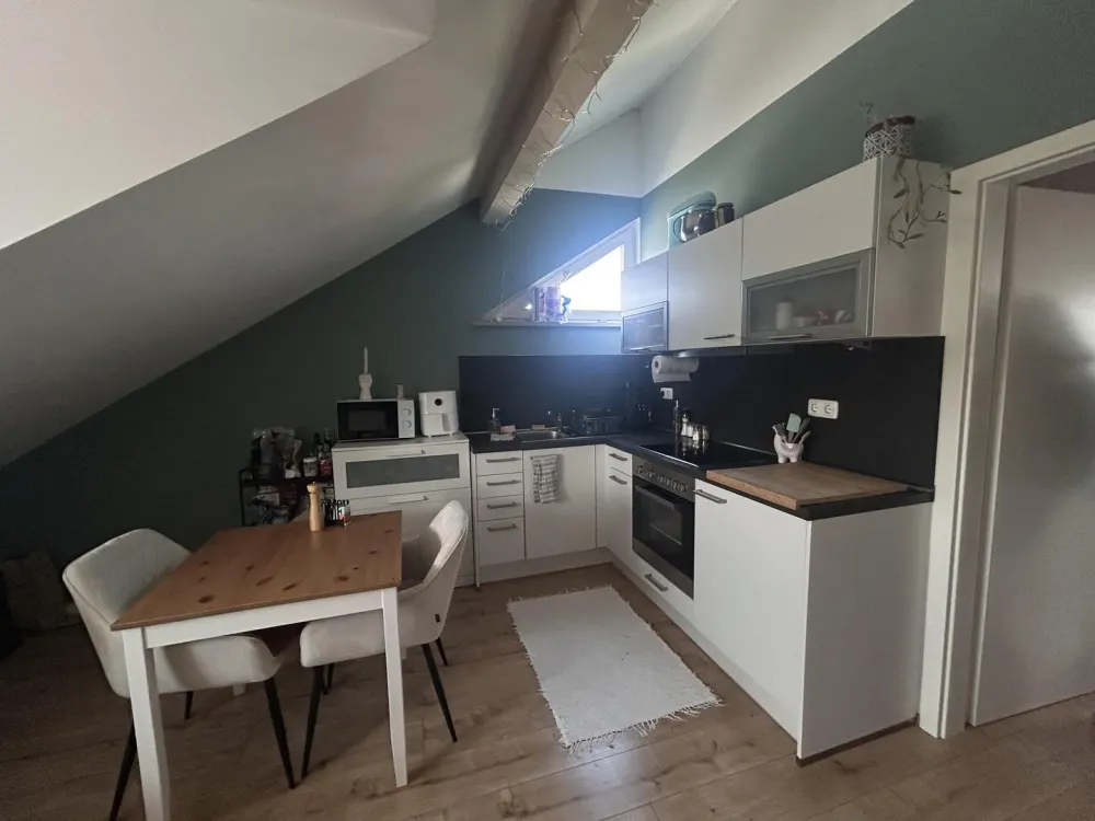 Charmante Dachgeschosswohnung in Poing