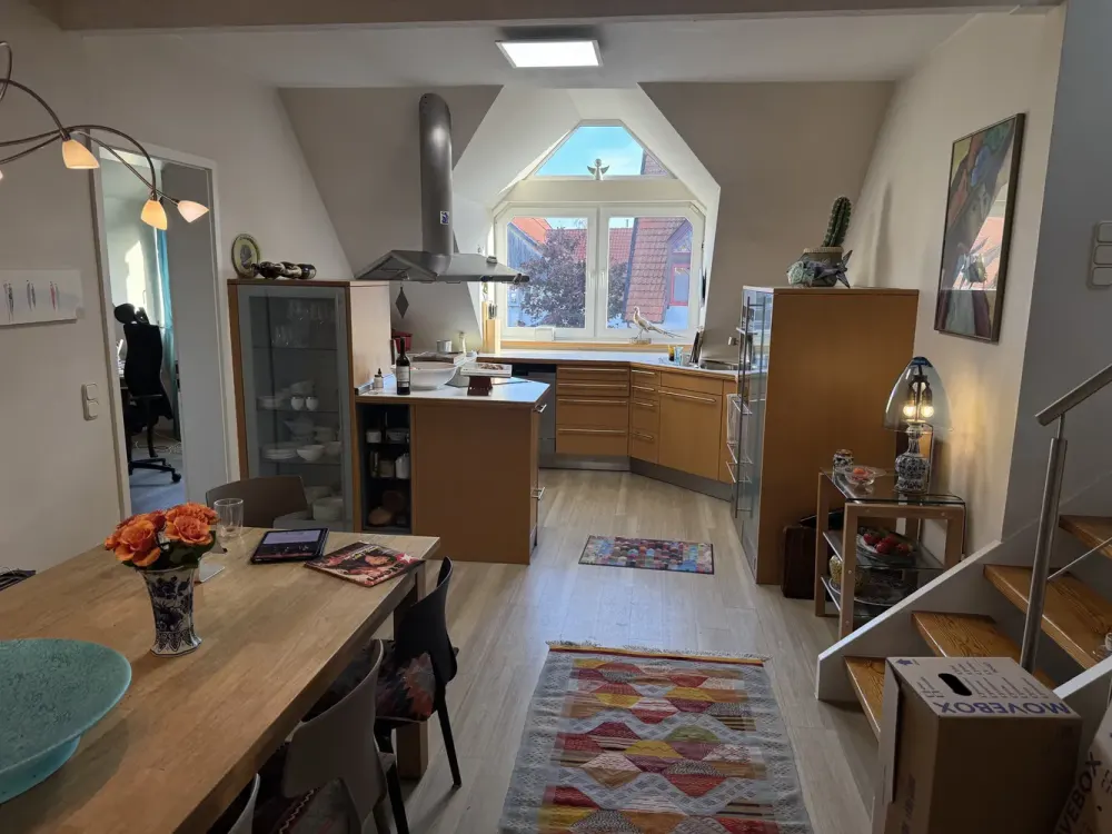 Spacious Living with Charm - Exceptional Gable Apartment with Loggia