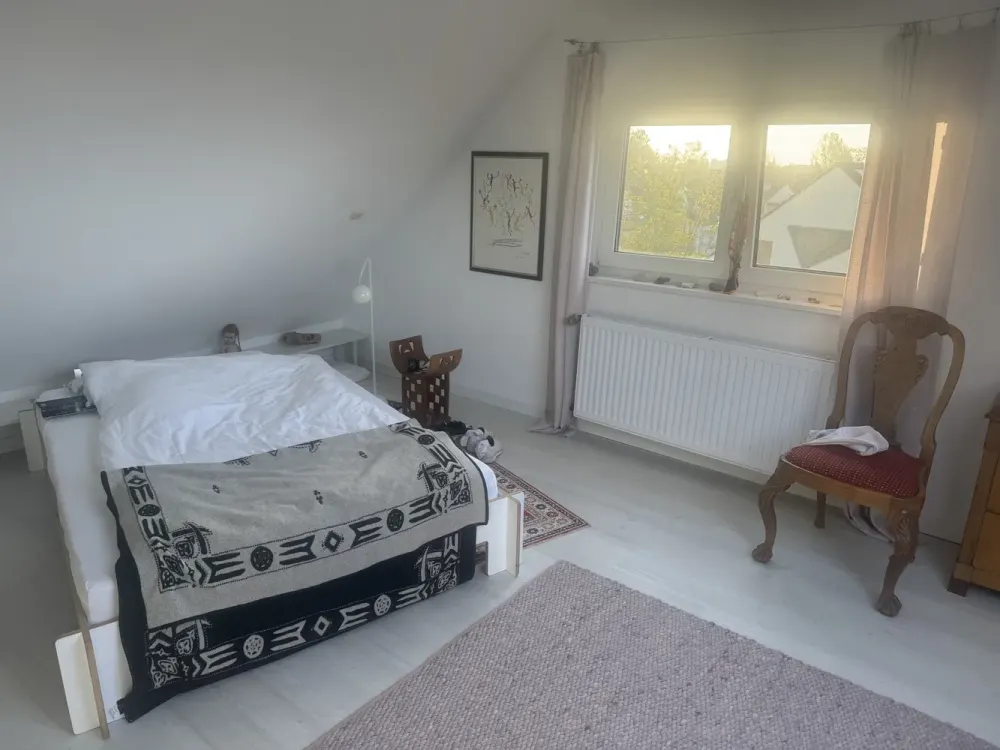 Spacious Living with Charm - Exceptional Gable Apartment with Loggia