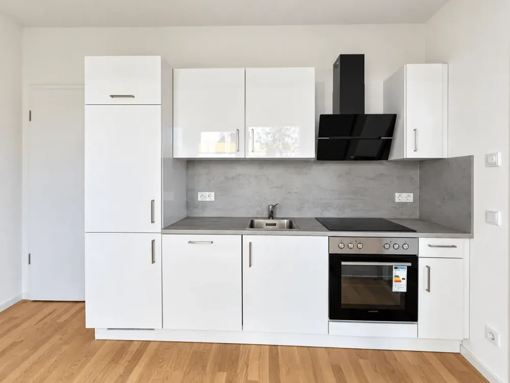 NEW BUILDING AT NEUER PARK | Living and Sleeping with Direct Access to the West Terrace