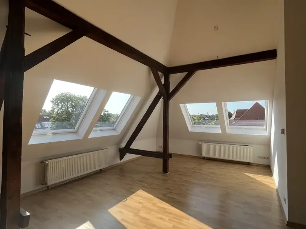 Extravagante 4-Raum-Maisonettewohnung mit EBK in Leipzig