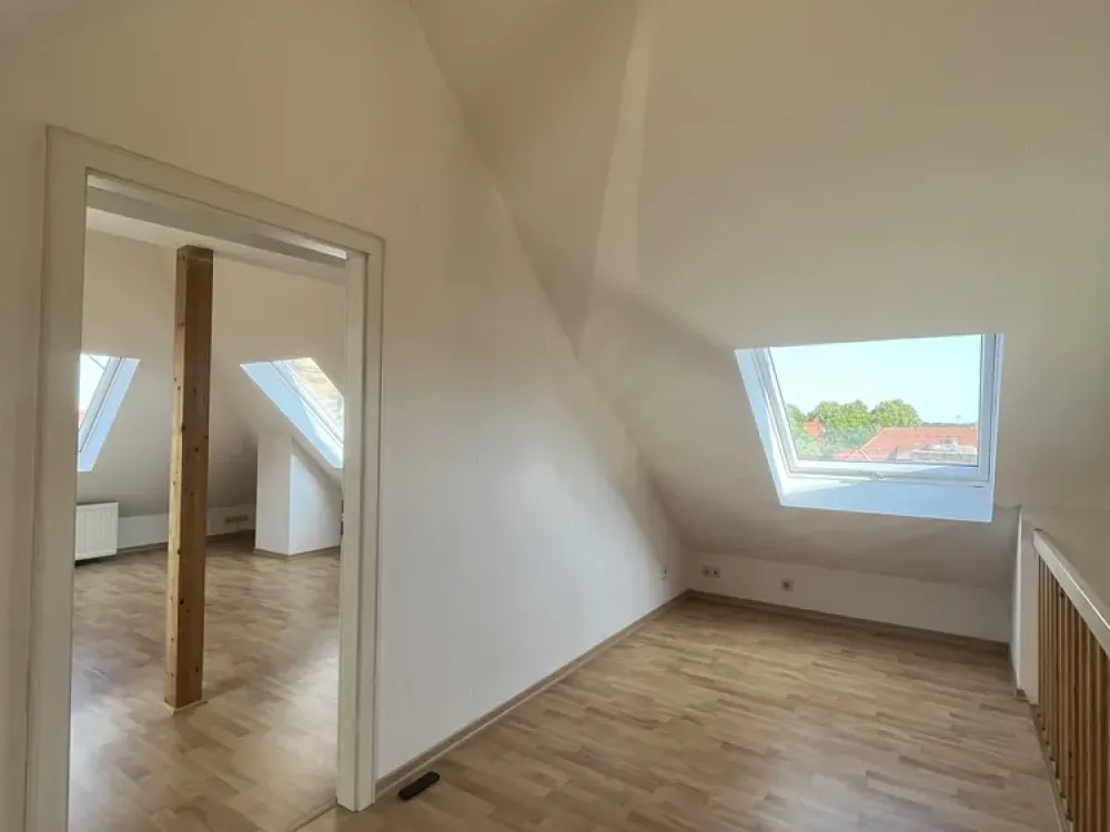 Extravagante 4-Raum-Maisonettewohnung mit EBK in Leipzig
