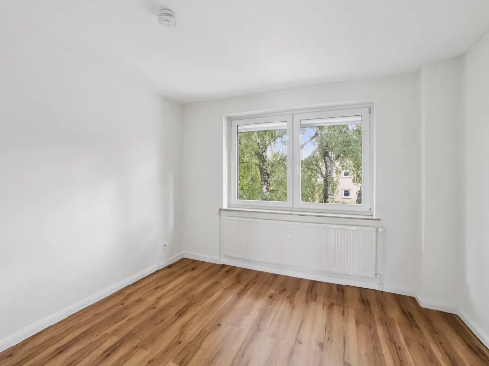 Besichtigung am 10.09. Helle 2-Zimmer-Wohnung mit sonniger Dachterrasse in attraktiver Stadtrandlage