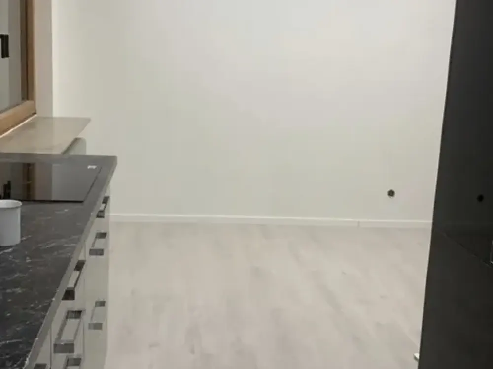 Vollständig renovierte 4,5-Raum-Wohnung mit Balkon und Einbauküche in Böblingen