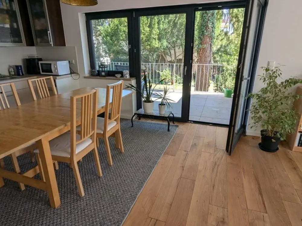 Exklusive 4-Zimmer-Wohnung in Frankfurt-Harheim +Garten+Küche!