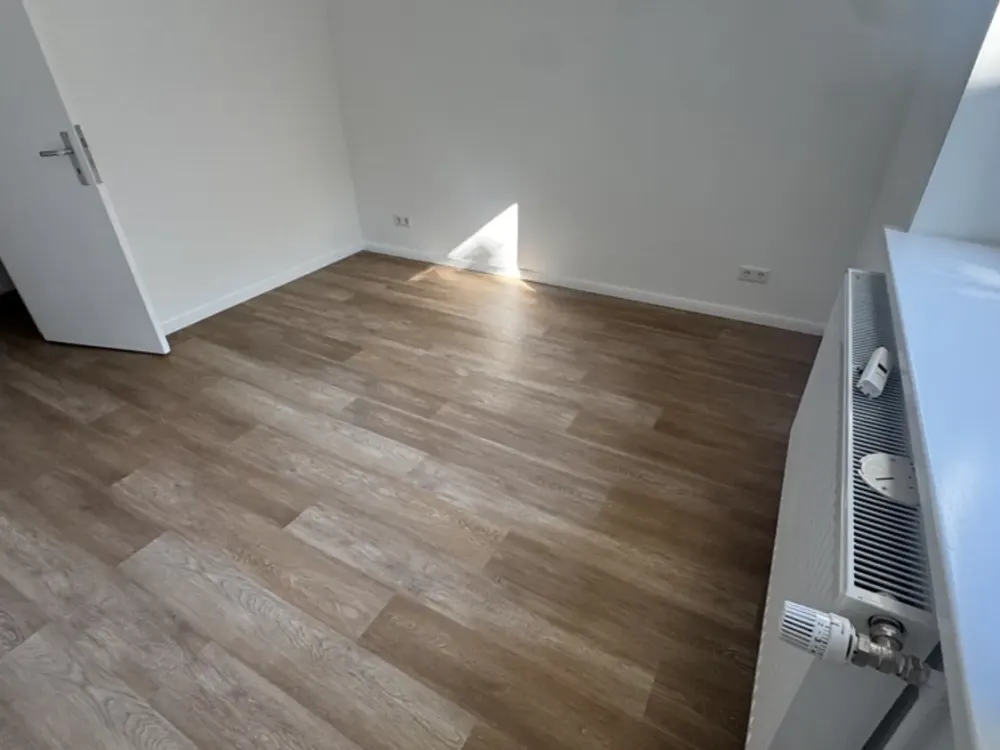 Charmant, gepflegt, zentral gelegene Wohnung mit Balkon!