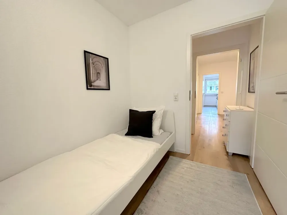🏡 Freie Zimmer in einer 4er-WG in Frankfurt am Main - Nied - Convertystraße 61!