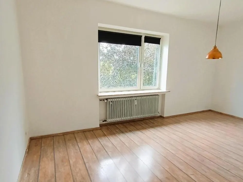 3 Zimmer Wohnung (76m²) in zentraler Lage - mit Balkon, Aufzug, Keller und Waschküche