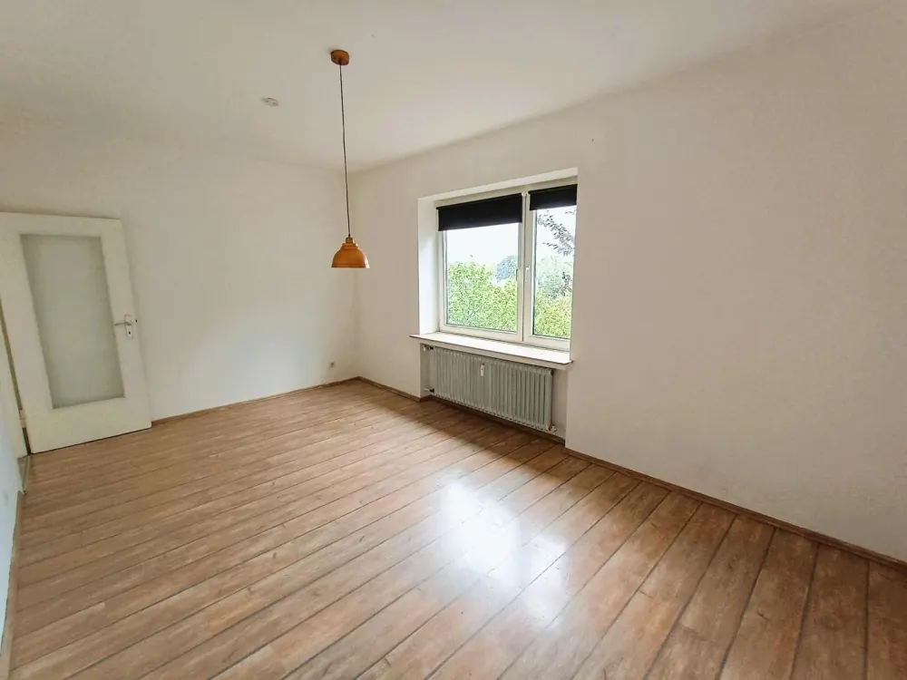 3 Zimmer Wohnung (76m²) in zentraler Lage - mit Balkon, Aufzug, Keller und Waschküche