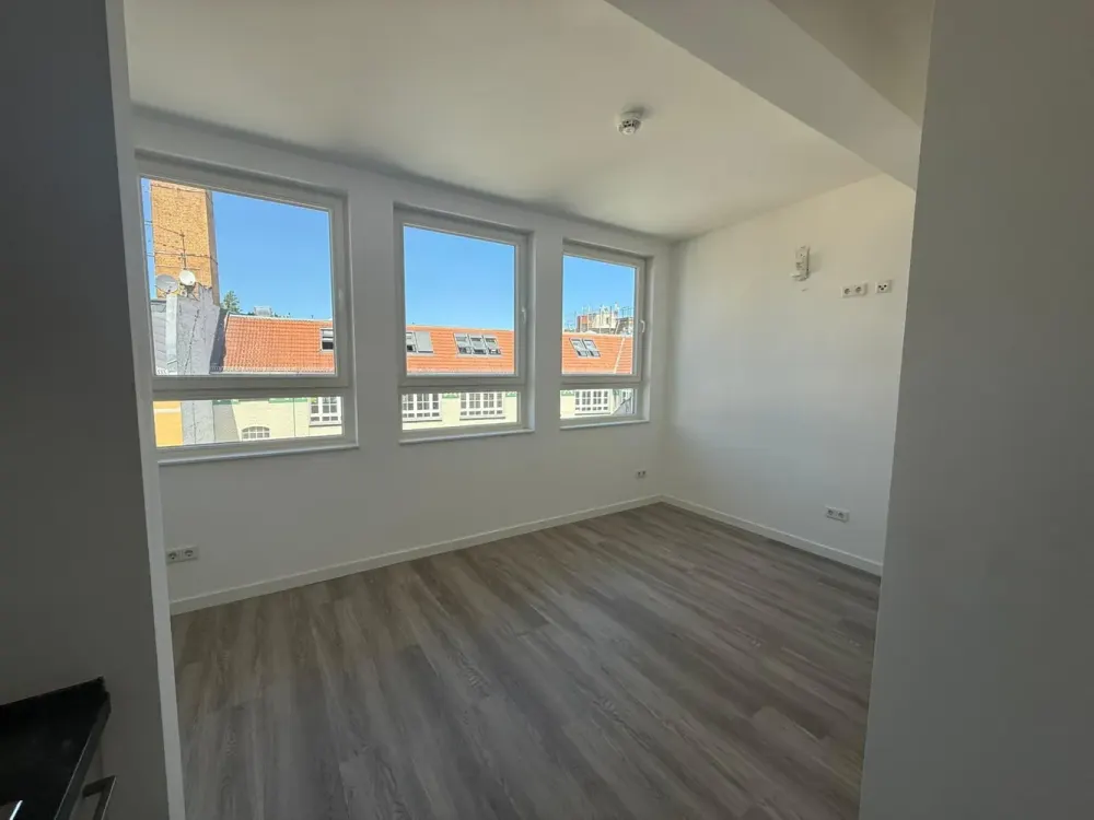 Charmante Dachgeschosswohnung in Friedrichshain, Nähe Boxhagener Kiez