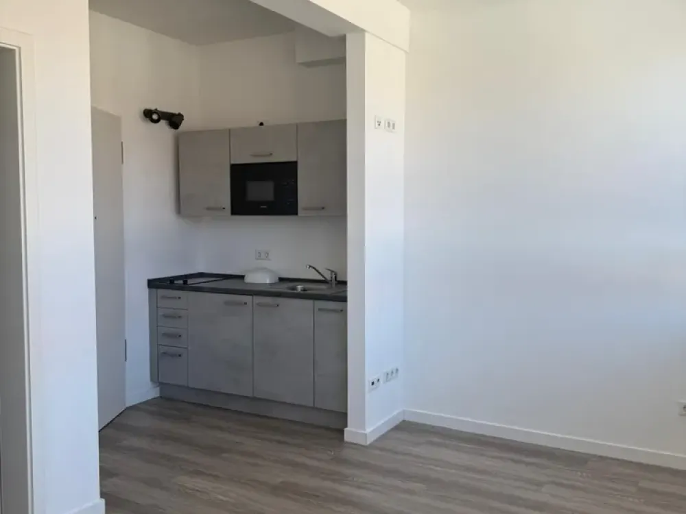 Charmante Dachgeschosswohnung in Friedrichshain, Nähe Boxhagener Kiez