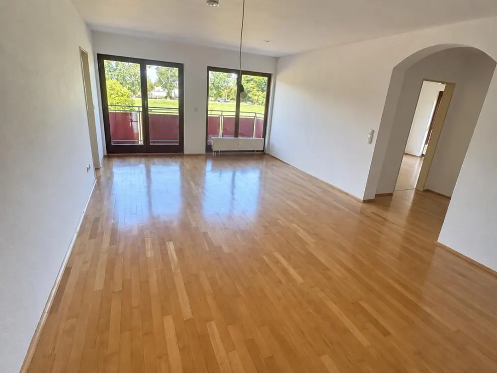 3 Zimmer Wohnung mit Balkon in bester Lage Karben