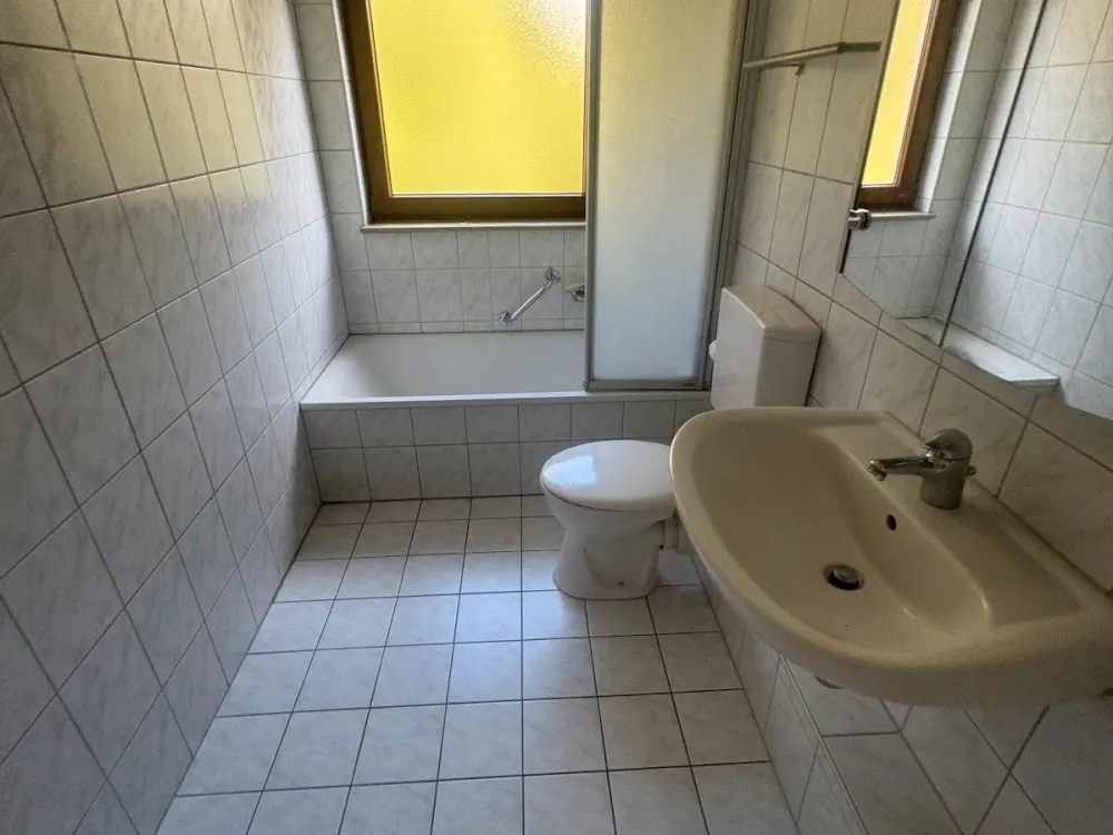 3 Zimmer Wohnung mit Balkon in bester Lage Karben