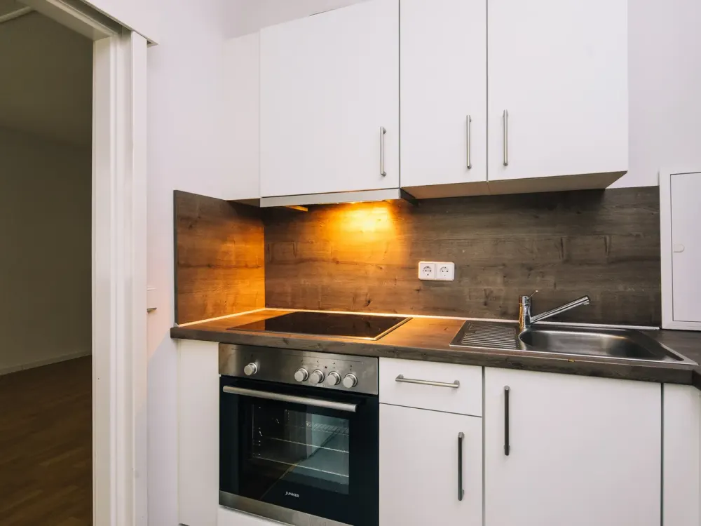 sanierte 1 Zimmer Wohnung mit Balkon und EBK