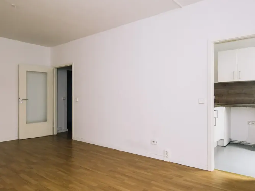 sanierte 1 Zimmer Wohnung mit Balkon und EBK