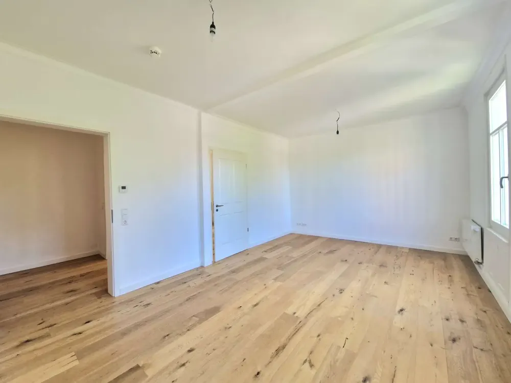 Stilvolle 3-Zimmer-Wohnung mit Wintergarten und hochwertiger Ausstattung