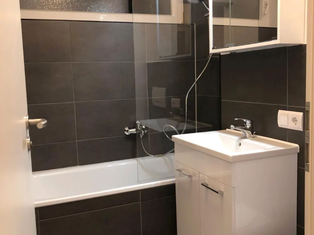 Schöne 1 Zimmerwohnung mit Balkon ideal für Paare oder Singles