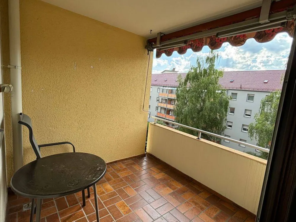 Gut geschnittene 2 Zimmer mit EBK