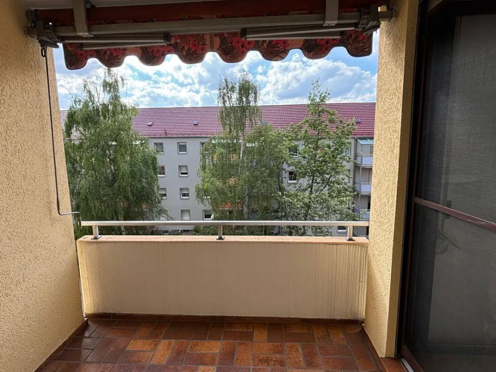 Gut geschnittene 2 Zimmer mit EBK