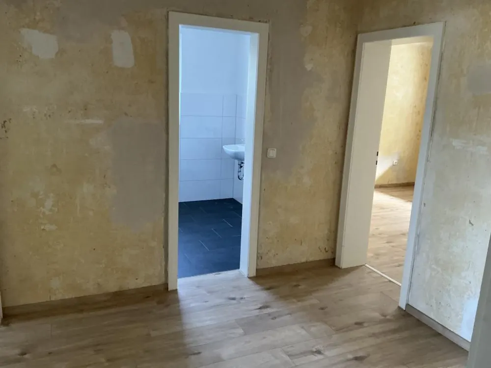 Gut aufgeteilte 3-Zimmer-Wohnung mit Balkon und neuem Laminatboden in Wetter Oberwengern!