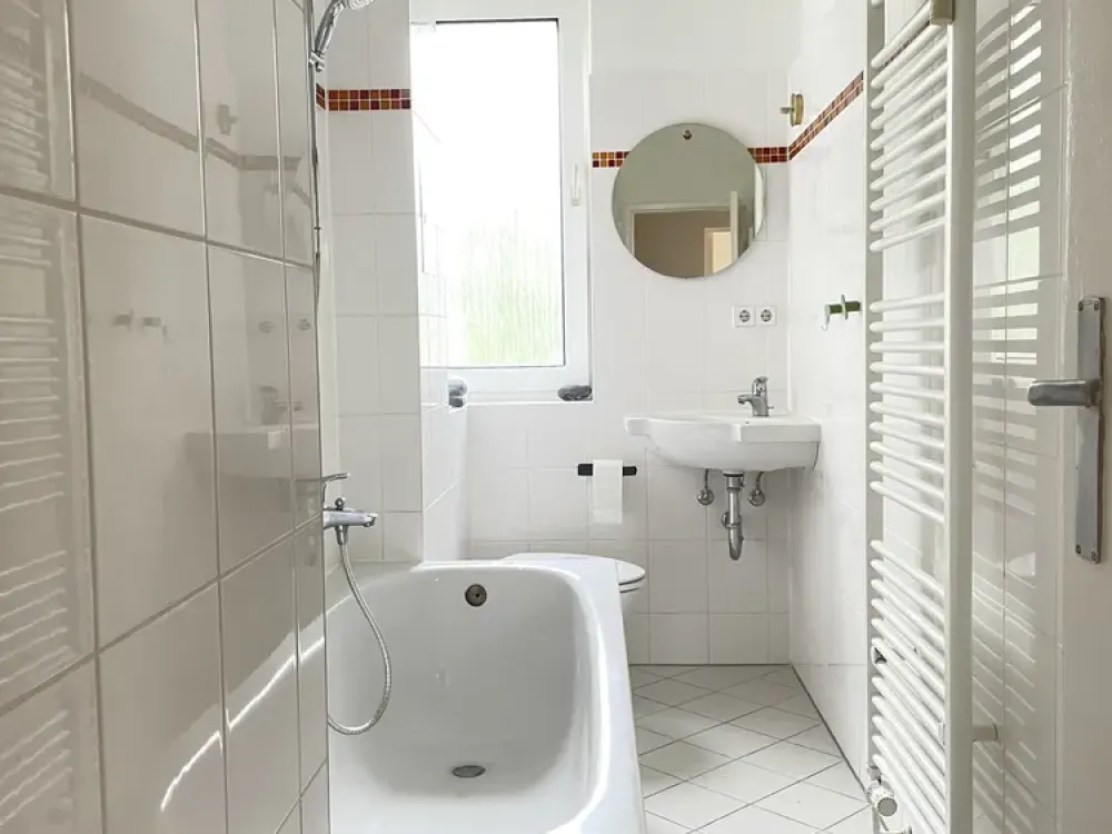 Zuhause mit modernisiertem Komfort in Berlin Lankwitz