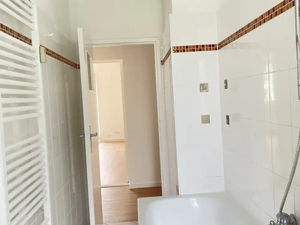 Zuhause mit modernisiertem Komfort in Berlin Lankwitz
