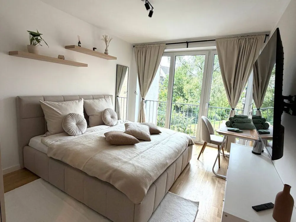 Premium WG-Zimmer | Vollmöbliert & All-inclusive | Ruhige Innenhofseite | HH - Bahrenfeld