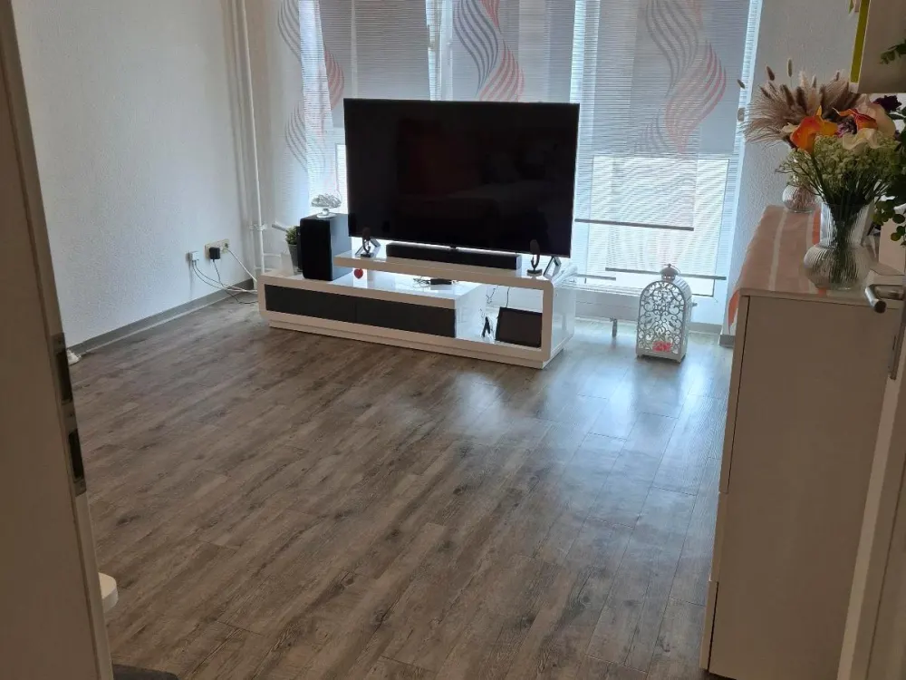 2 ZIMMER WOHNUNG IN HANNOVER ANDERTEN