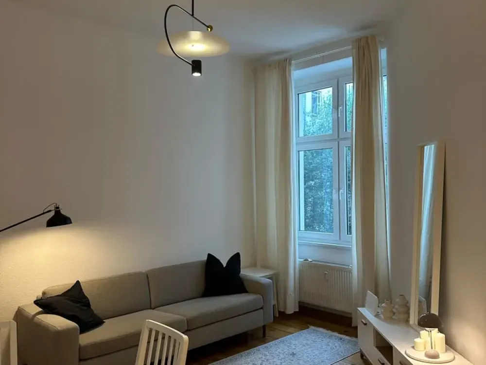 Friedrichshain (Boxi): 2 rooms (furnished) for rent as of October