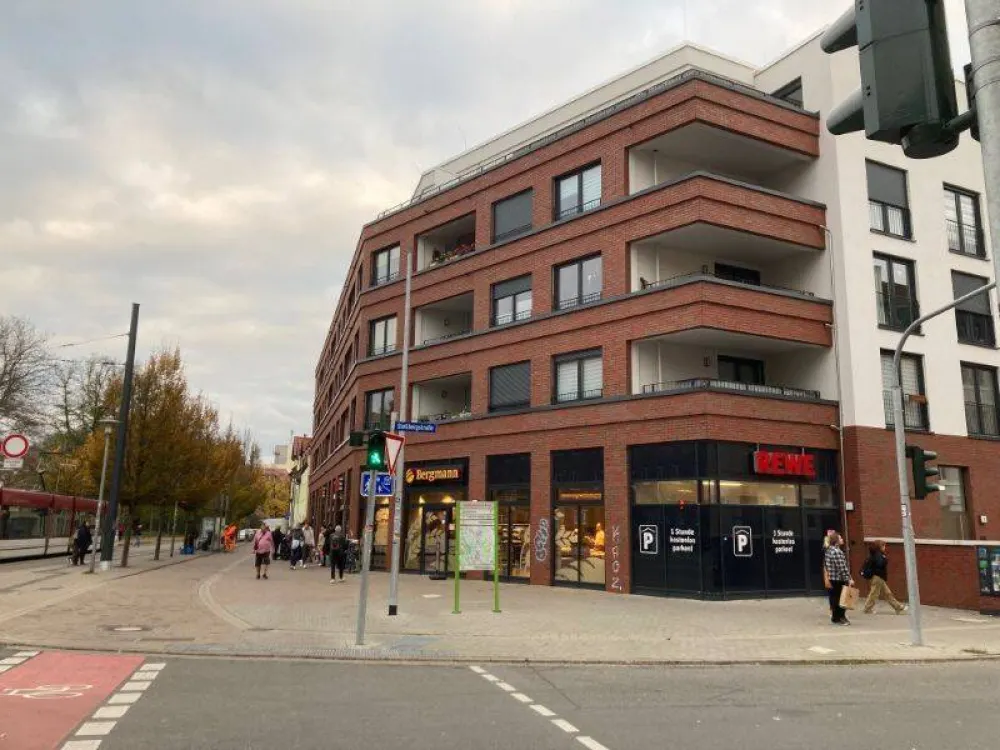 4-Raum-Wohnung mit Loggia