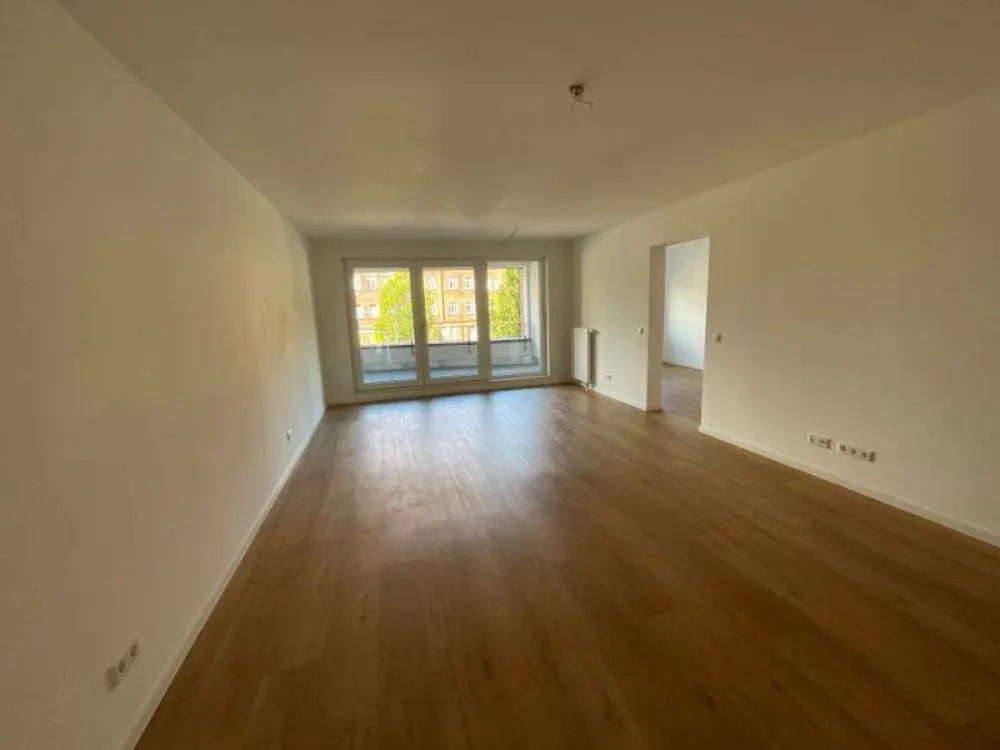 4-Raum-Wohnung mit Loggia
