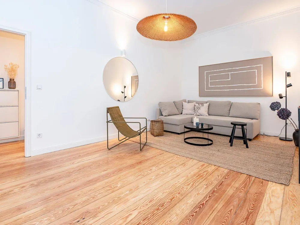 Sanierte 2 Zimmerwohnung in Bestlage von Charlottenburg