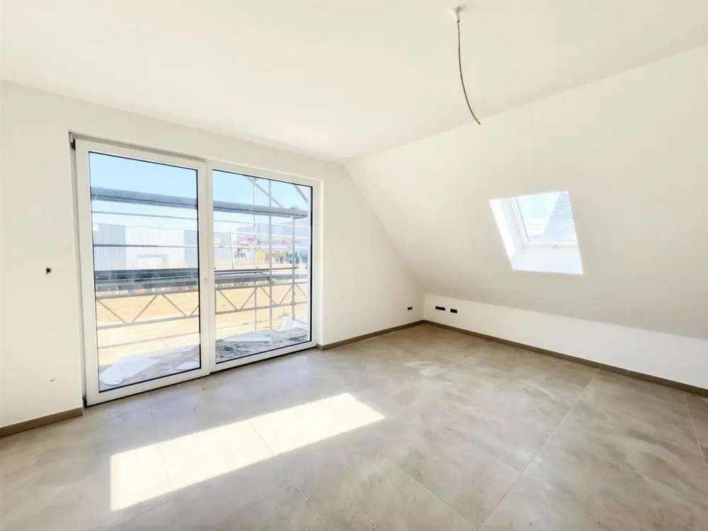 Wohnen + Arbeiten 5 Zimmerwohnung mit 140 m² in idyllischer Feldrandlage zu vermieten