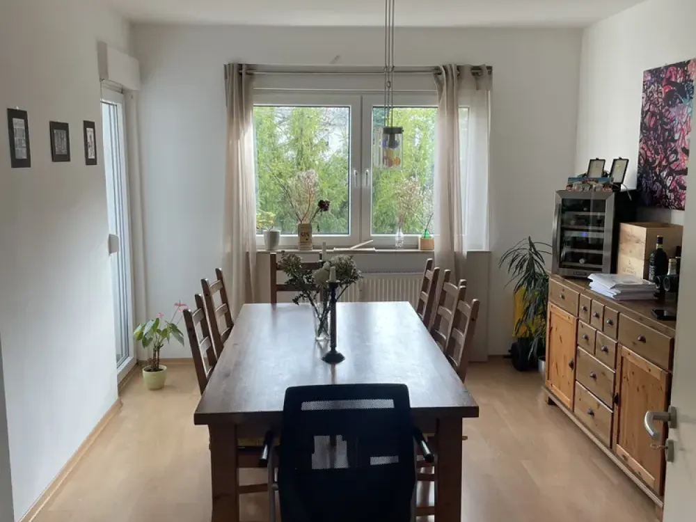 Beautiful 3-Room Apartment in Offenbach City Center