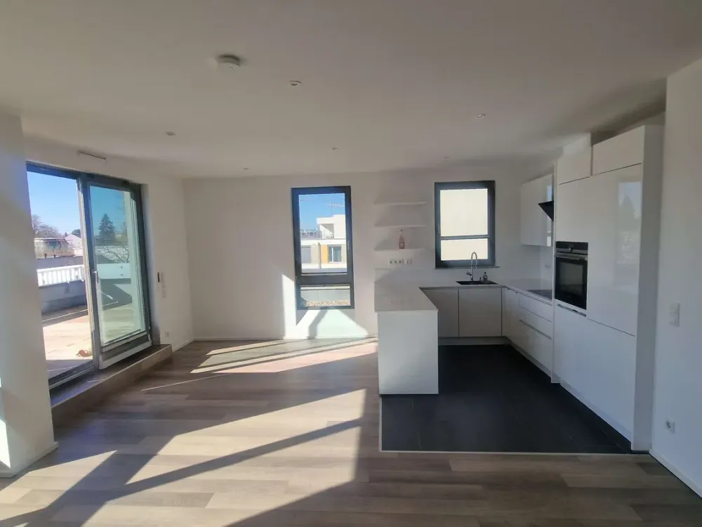 WG geeignet - Sonnenterrasse ca. 35 m² - sonnig - grün - Stellplatz - Aufzug