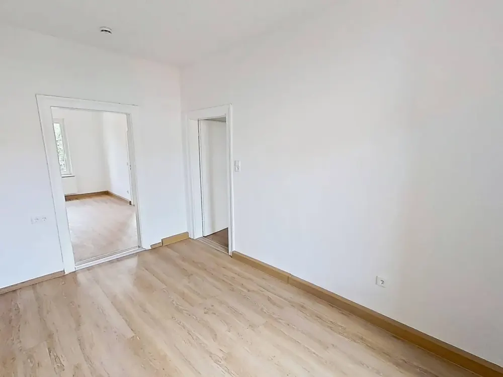 Lichtdurchflutetes WOHNJUWEL: Attraktive 3-Zimmer-Wohnung mit BALKON in Nürnberg