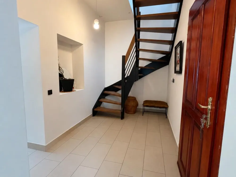 Moderne 5-Zimmer-Wohnung in Dortmund mit Küchenübernahme(Verkauf)